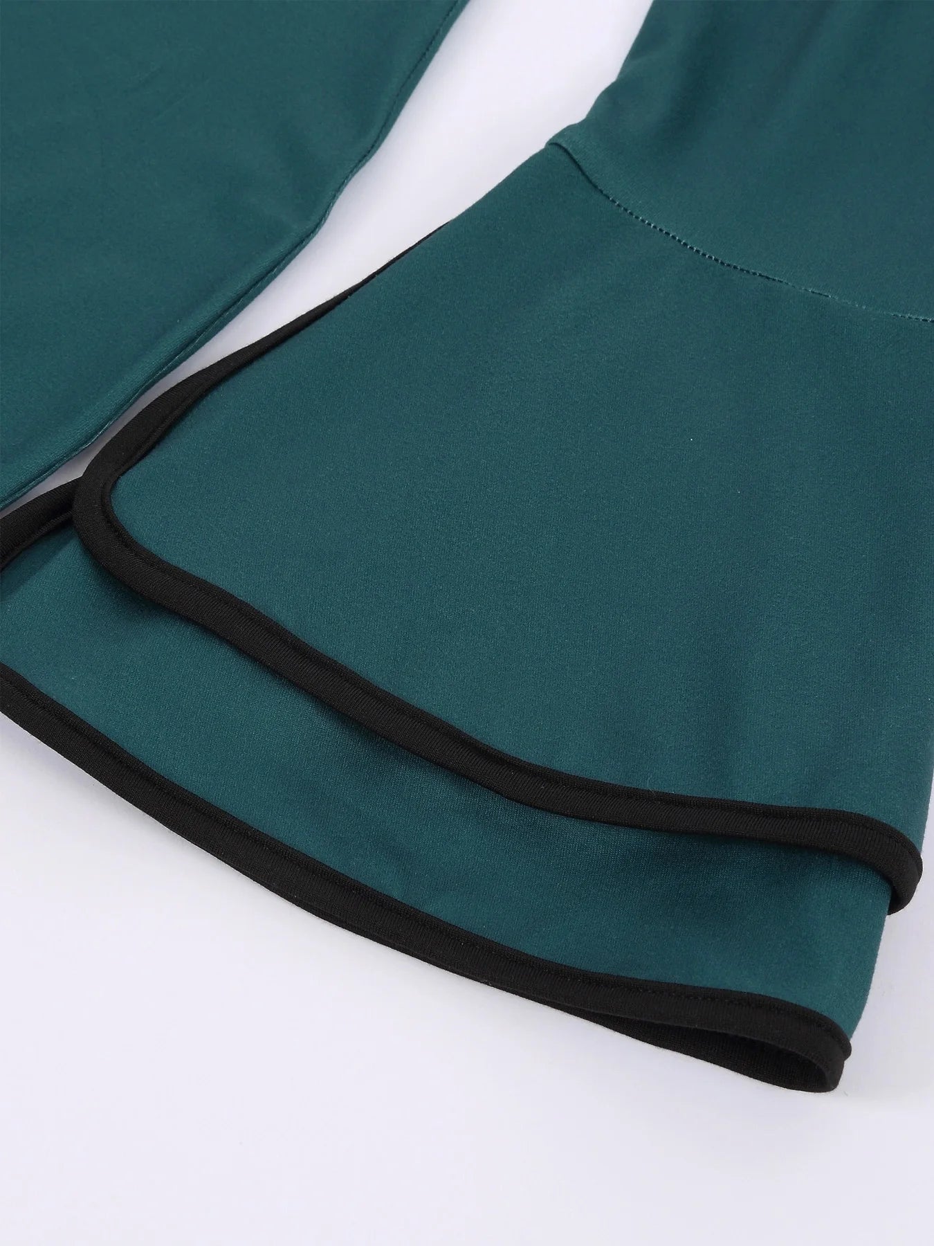 "Women's Green Plaid Dress – Fitted Cut, Round Neck, Patchwork Style"