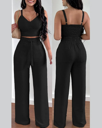Women’s Modern Office Outfit – Slim Crop Top & High-Waist Wide-Leg Pants