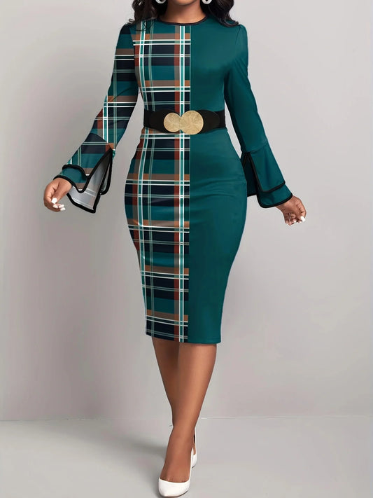 "Women's Green Plaid Dress – Fitted Cut, Round Neck, Patchwork Style"