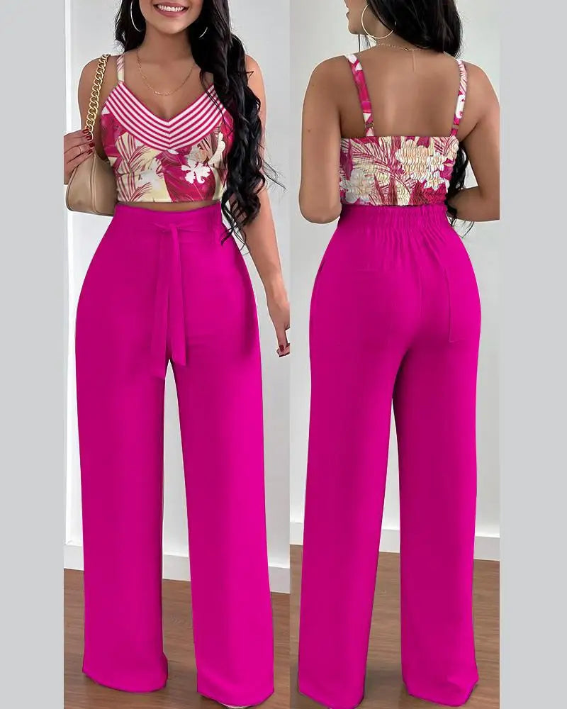 Women’s Modern Office Outfit – Slim Crop Top & High-Waist Wide-Leg Pants